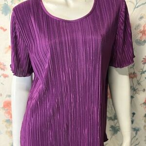 Vintage Traditions Purple Short Sleeve Tee Top